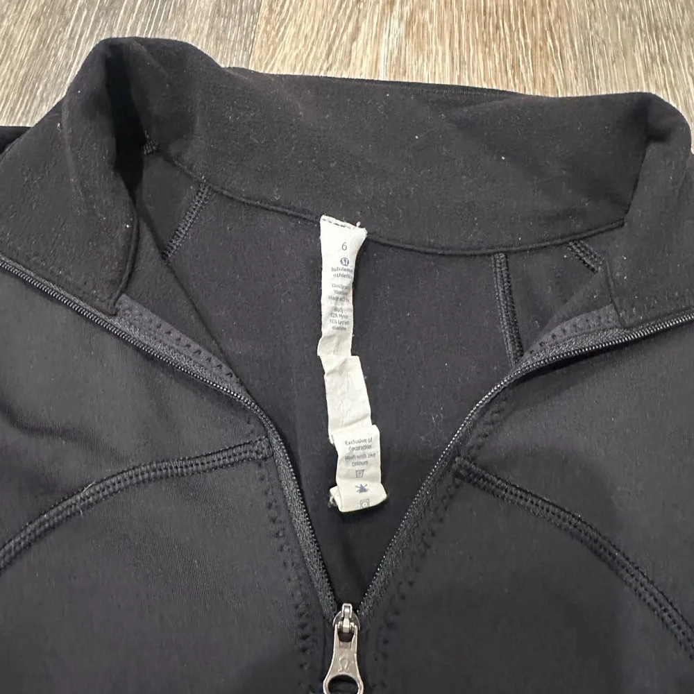 Lululemon Jacket - Picture 3 of 3